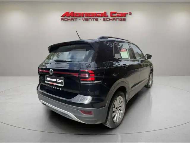 Volkswagen T-Cross view 6