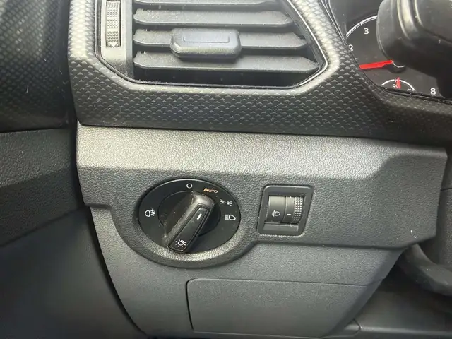 Volkswagen T-Cross view 22