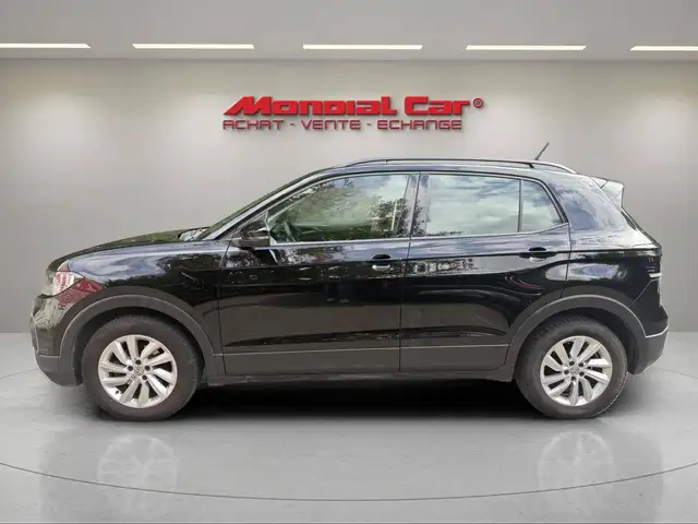 Volkswagen T-Cross view 9