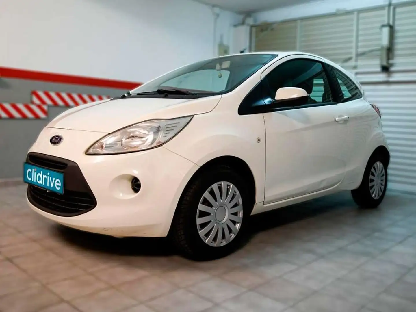 Ford Ka/Ka+ Urban 1.2 Duratec Auto-Start-Stop Blanc - 2