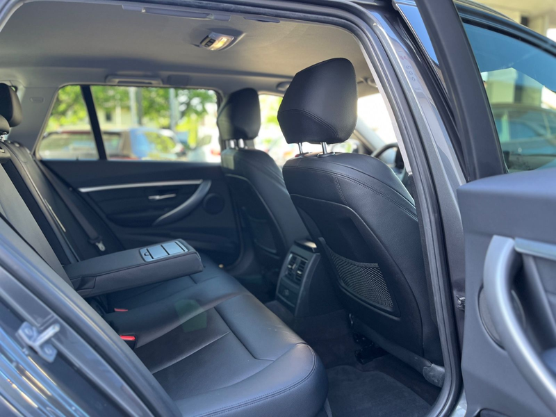 BMW 320 d Aut. Sport Line Shadow — photo 10
