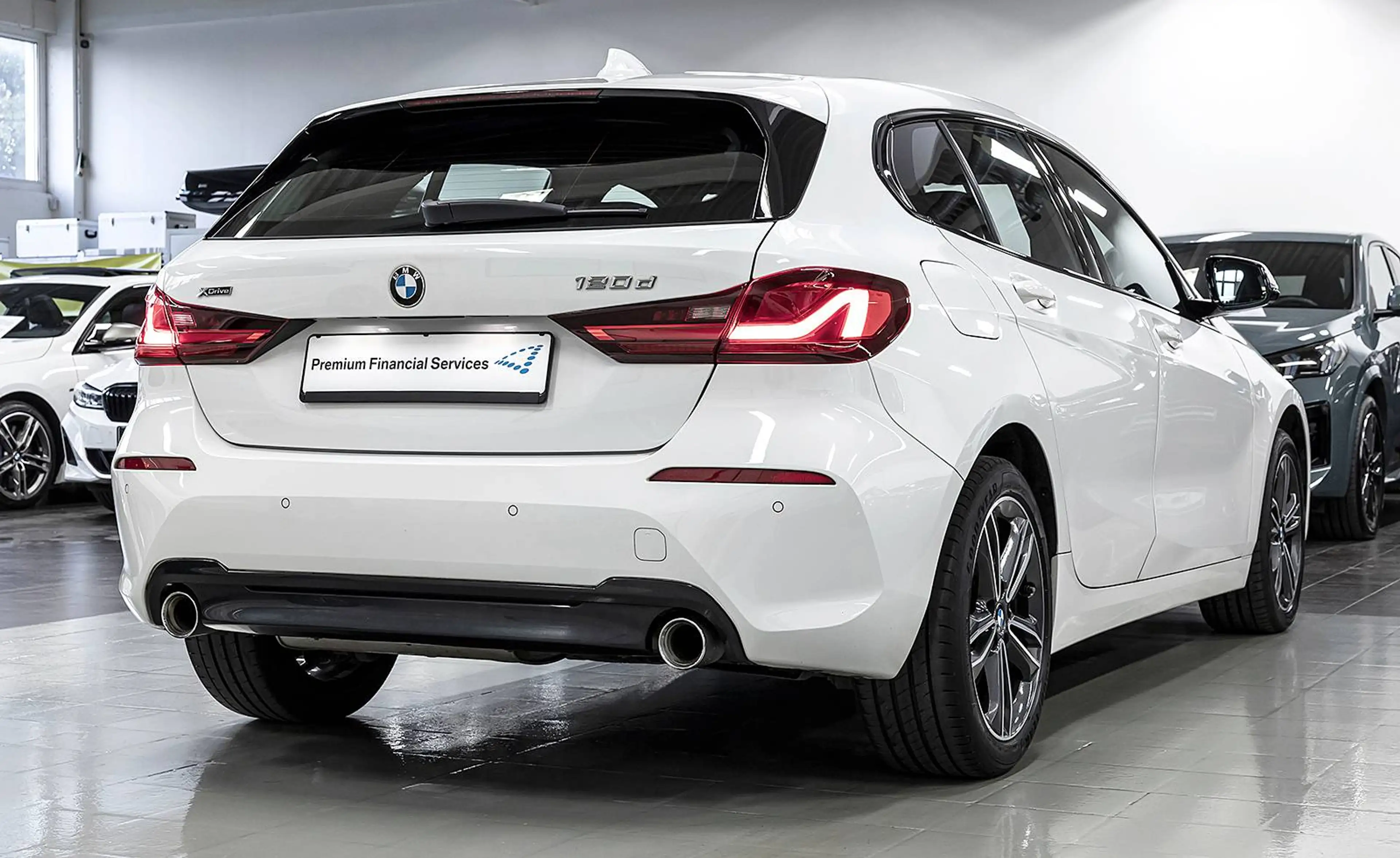 BMW 120 xd SPORT AUT LED LC+ AG+ TEMP SHZ PDC DAB CARPLAY WLAN 17" — photo 4
