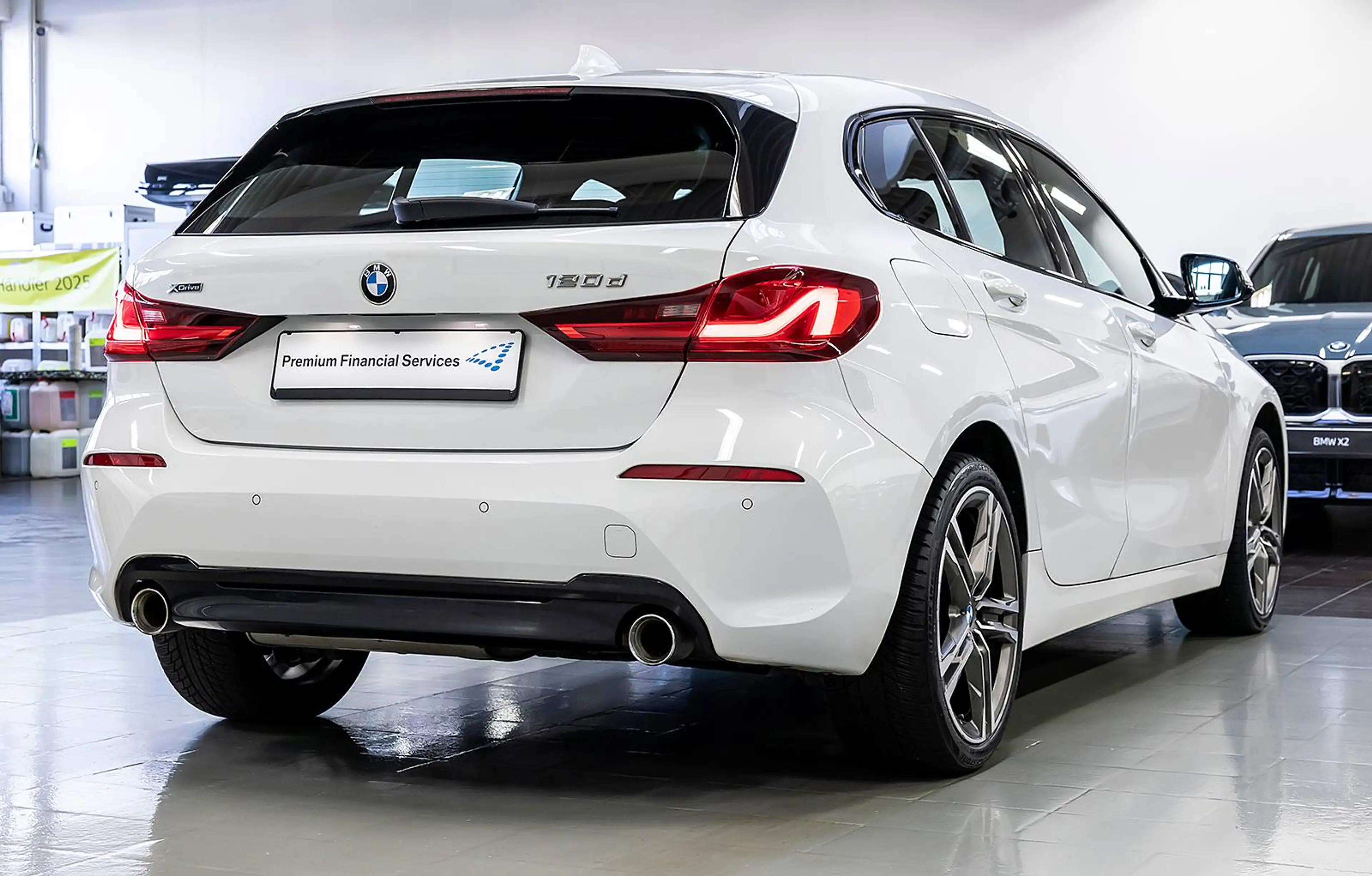 BMW 120 xd SPORT AUT LED LC+ AG+ TEMP SHZ PDC DAB CARPLAY WLAN 17" — photo 4