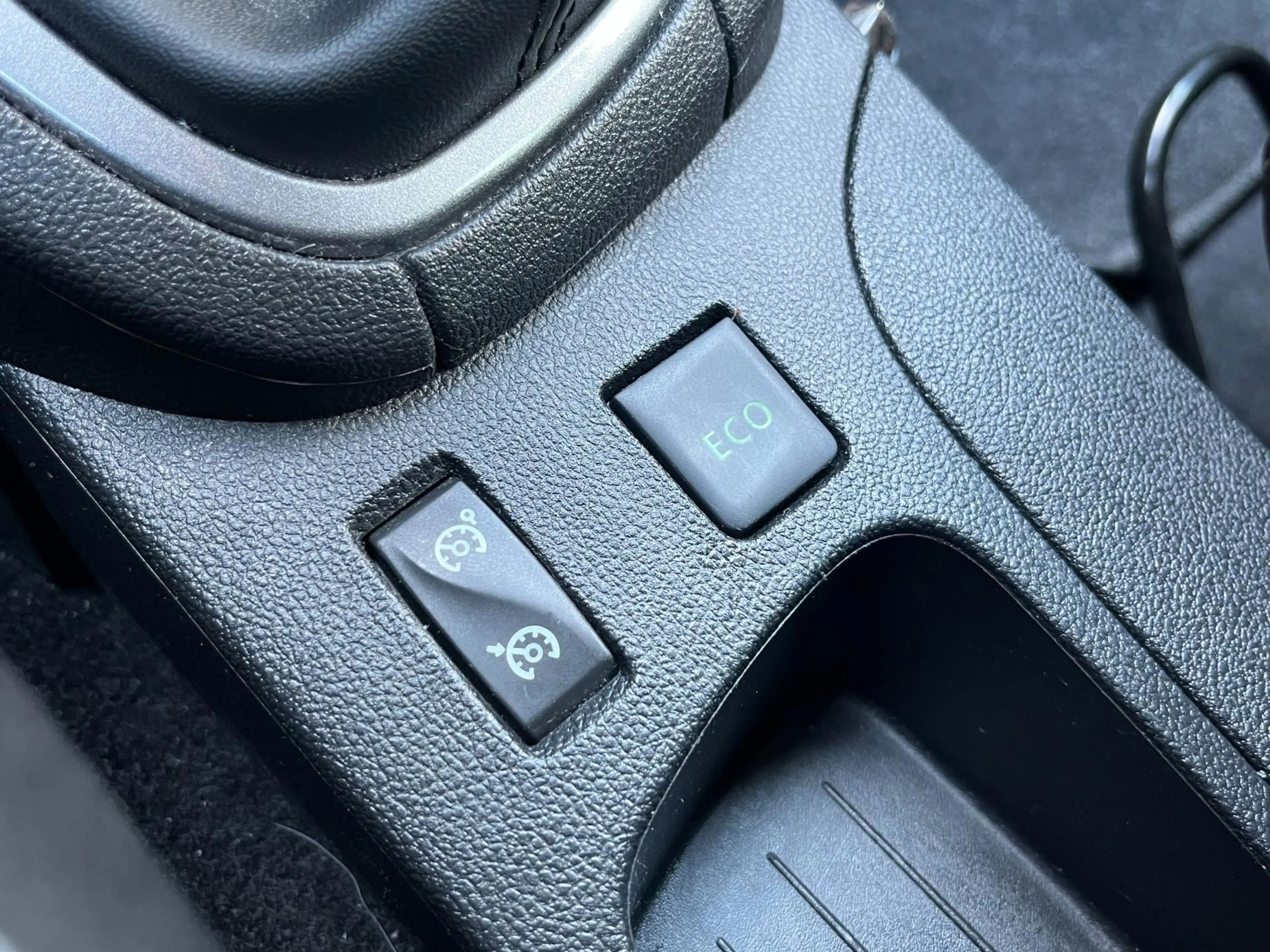 Renault Clio 0.9 TCe ECO 90PK + NAP|OH historie|Navigatie|Cruis — photo 18