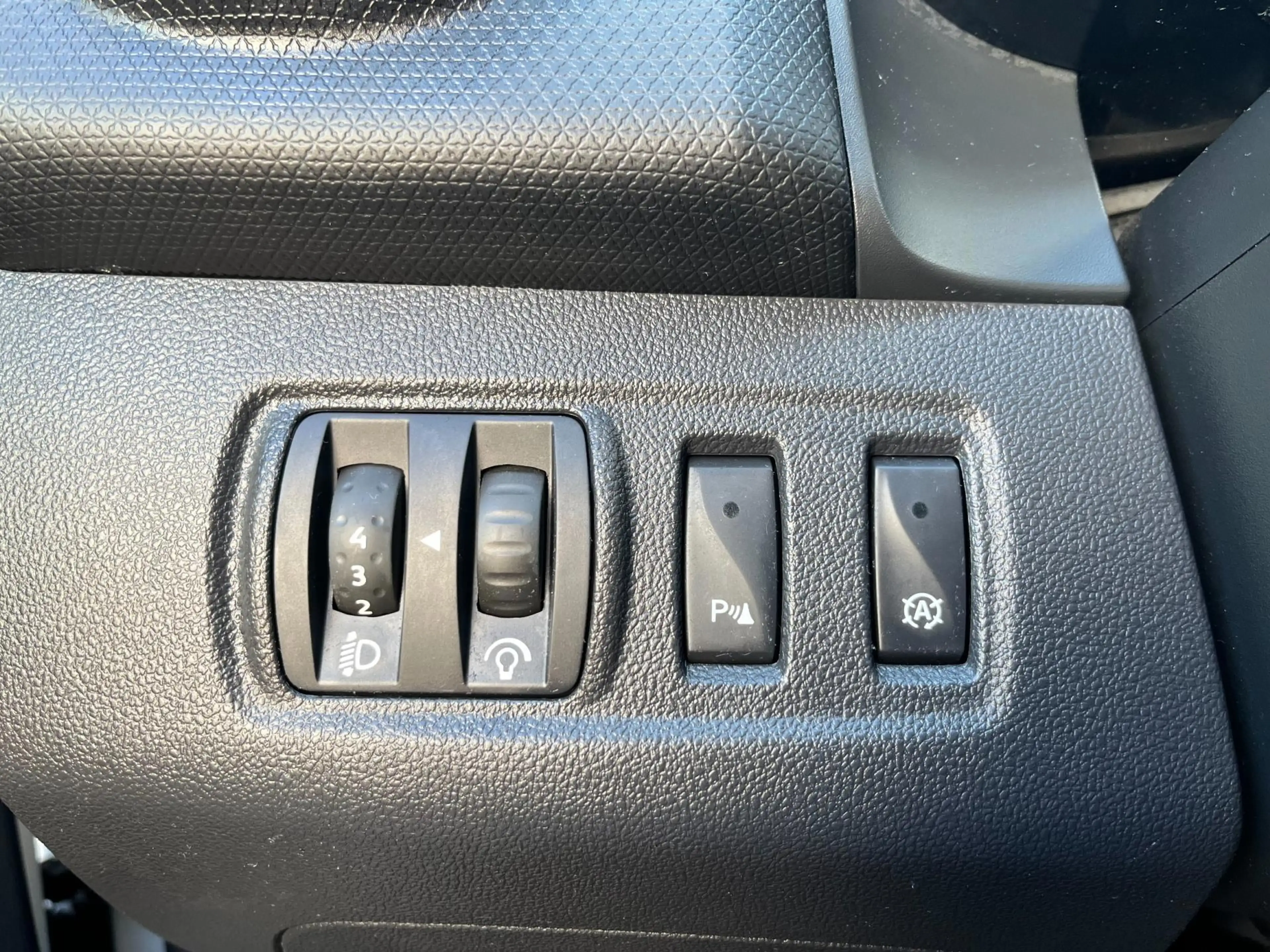 Renault Clio 0.9 TCe ECO 90PK + NAP|OH historie|Navigatie|Cruis — photo 17