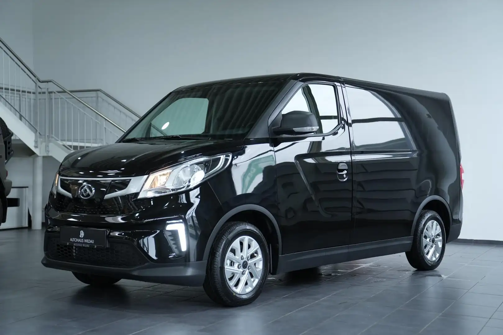 Maxus eDeliver 3 Kasten L1H1 Noir - 2