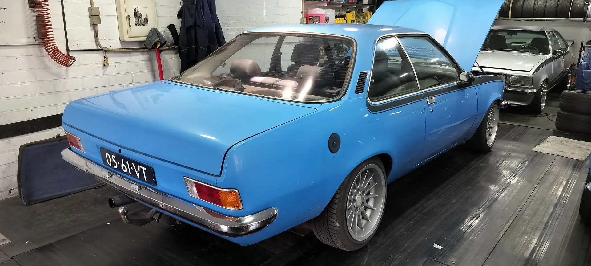 Opel Rekord Ranger Coupe Синій - 2