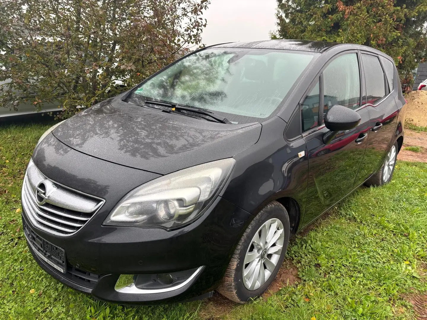 Opel Meriva Innovation Noir - 1