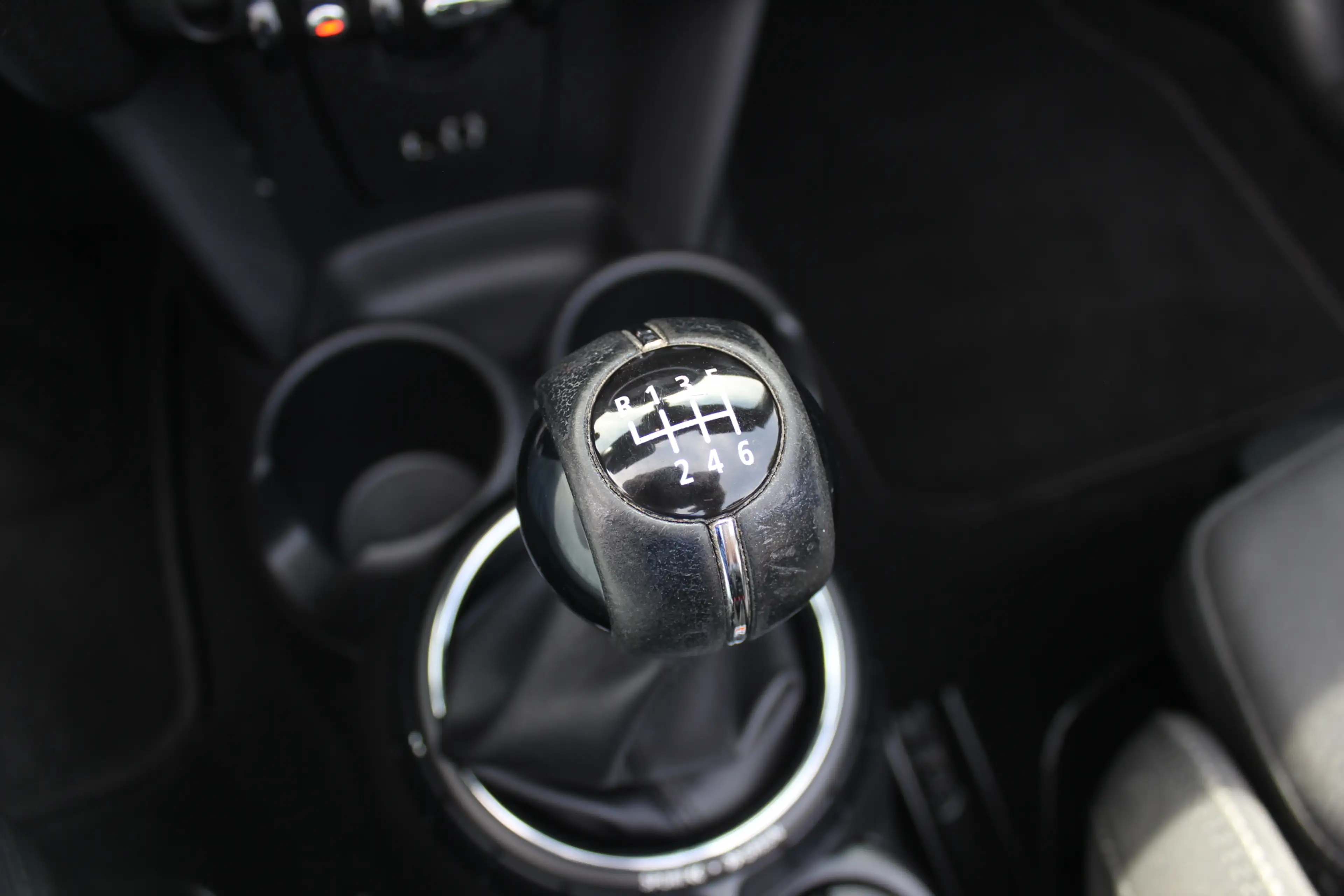 MINI Cooper Cabrio 1.5 Pepper Serious Business / Navigatie / Parkeerh — photo 29