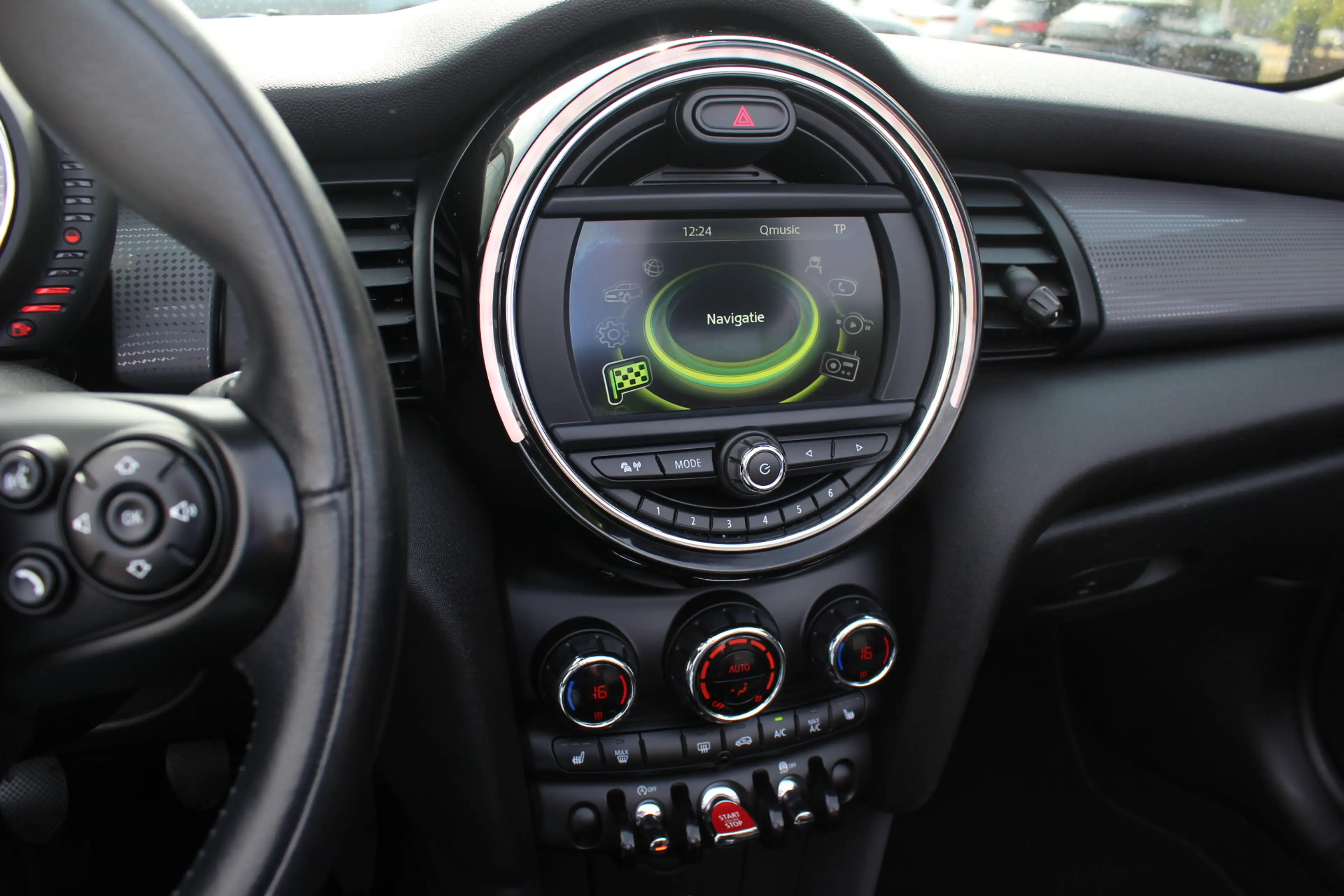 MINI Cooper Cabrio 1.5 Pepper Serious Business / Navigatie / Parkeerh — photo 20