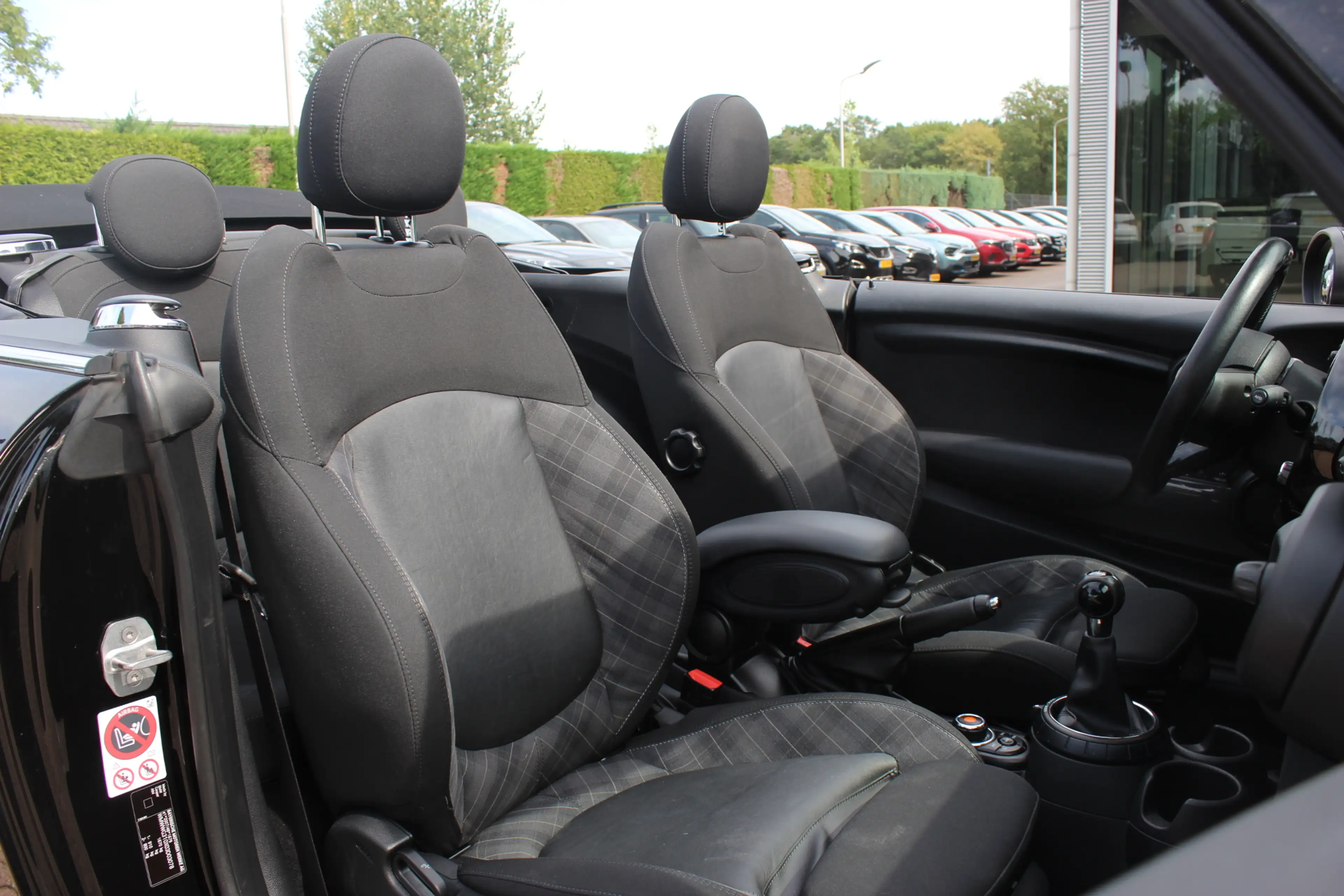 MINI Cooper Cabrio 1.5 Pepper Serious Business / Navigatie / Parkeerh — photo 13