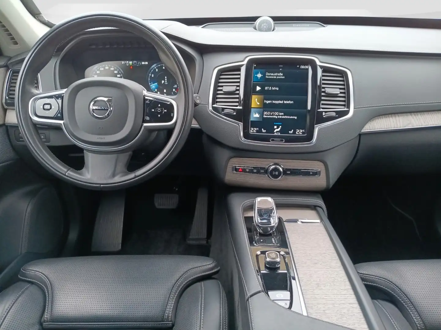 Volvo XC90 B6 AWD Inscrip Gepanzert Armoured  NIJ-IIIA Schwarz - 2