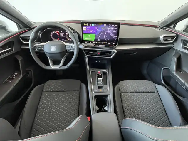 SEAT Leon view 4