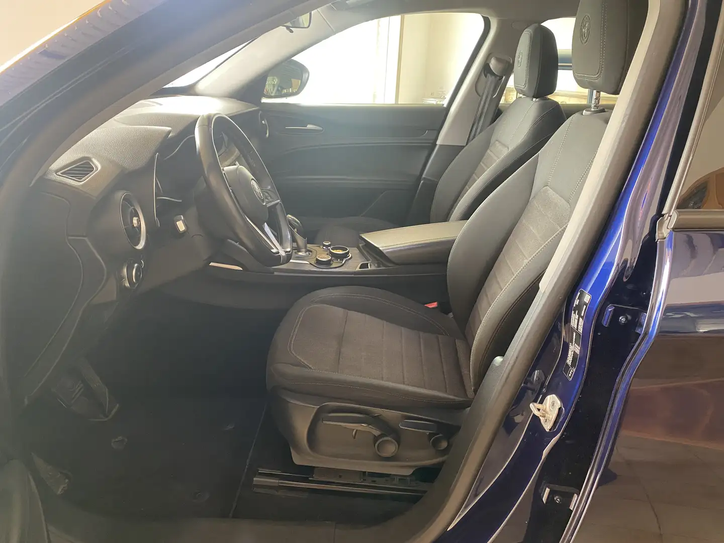Alfa Romeo Stelvio 2.2 t B-Tech Q4 190cv auto Blu/Azzurro - 2
