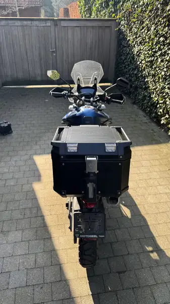 Triumph Tiger 800 - foto 3