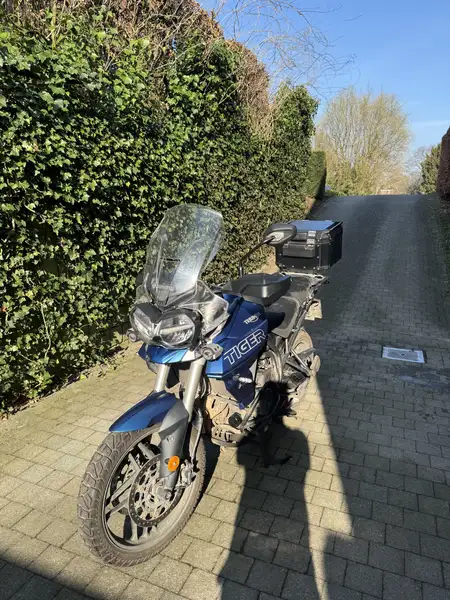 Triumph Tiger 800 - foto 4