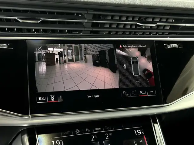 Audi Q8 55 TFSI e quattro *B&O* *23ZOLL* *OPTIKPAKET SCHW Ansicht 20