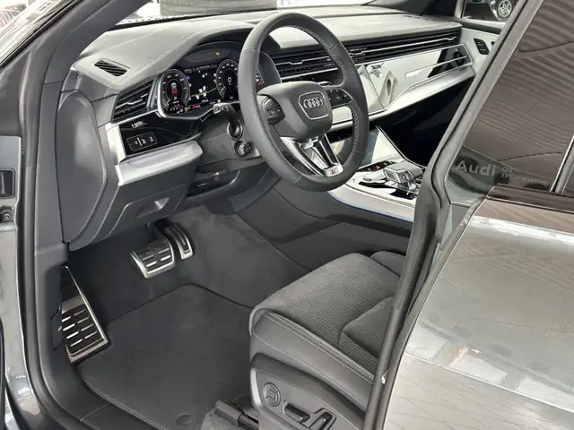 Audi Q8 55 TFSI e quattro *B&O* *23ZOLL* *OPTIKPAKET SCHW Ansicht 5