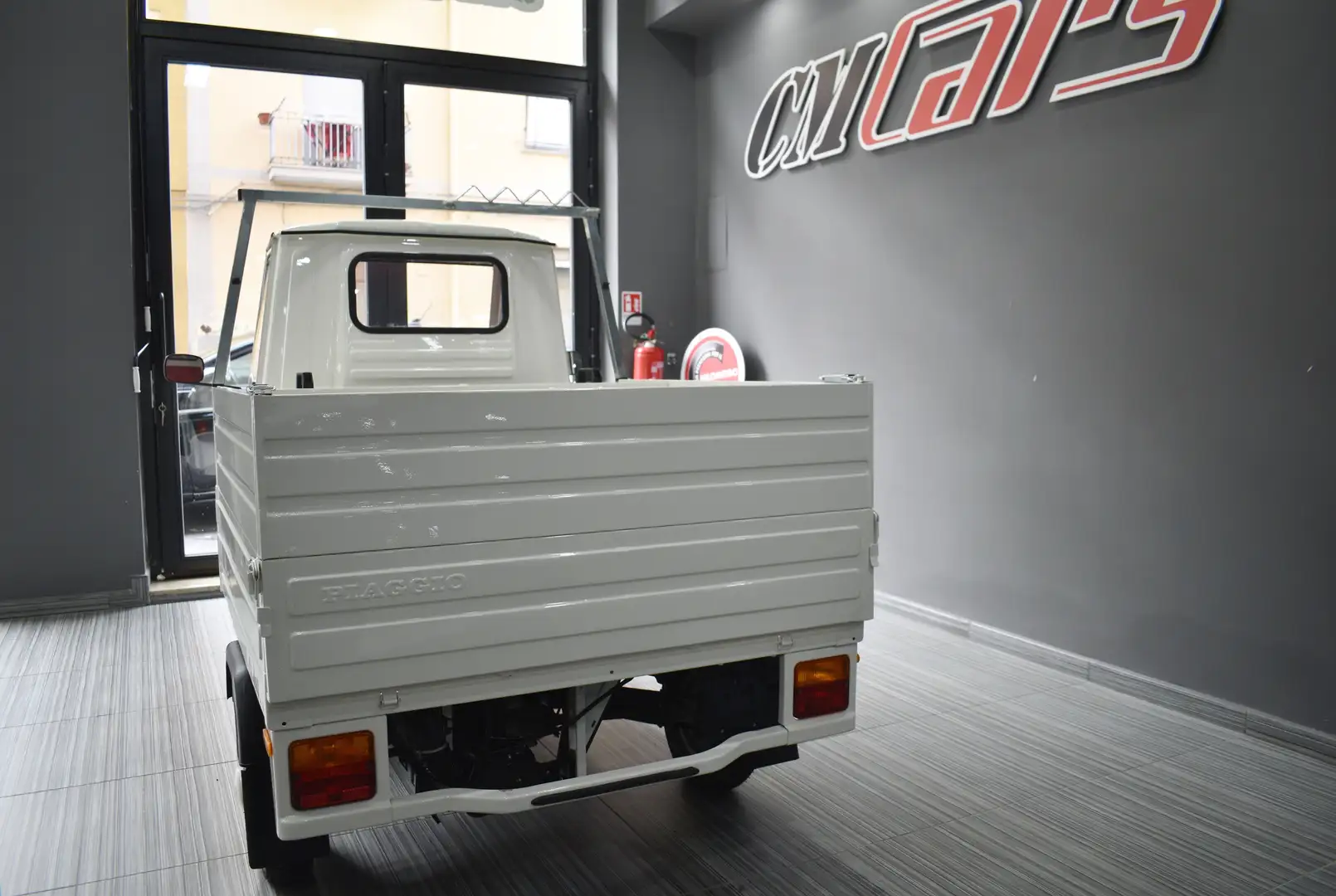 Piaggio Ape 50 Cassone Alto +Accessori unici - 2