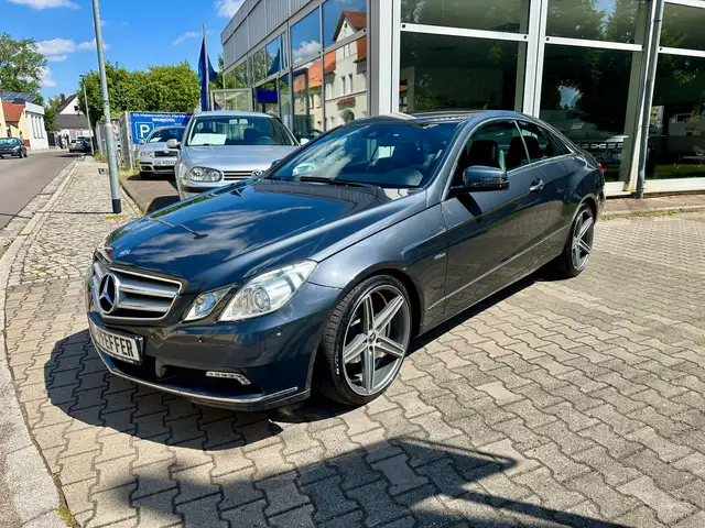 Mercedes-Benz E 250 E 250 CGI BlueEfficiency *8-Fach*SHZ*