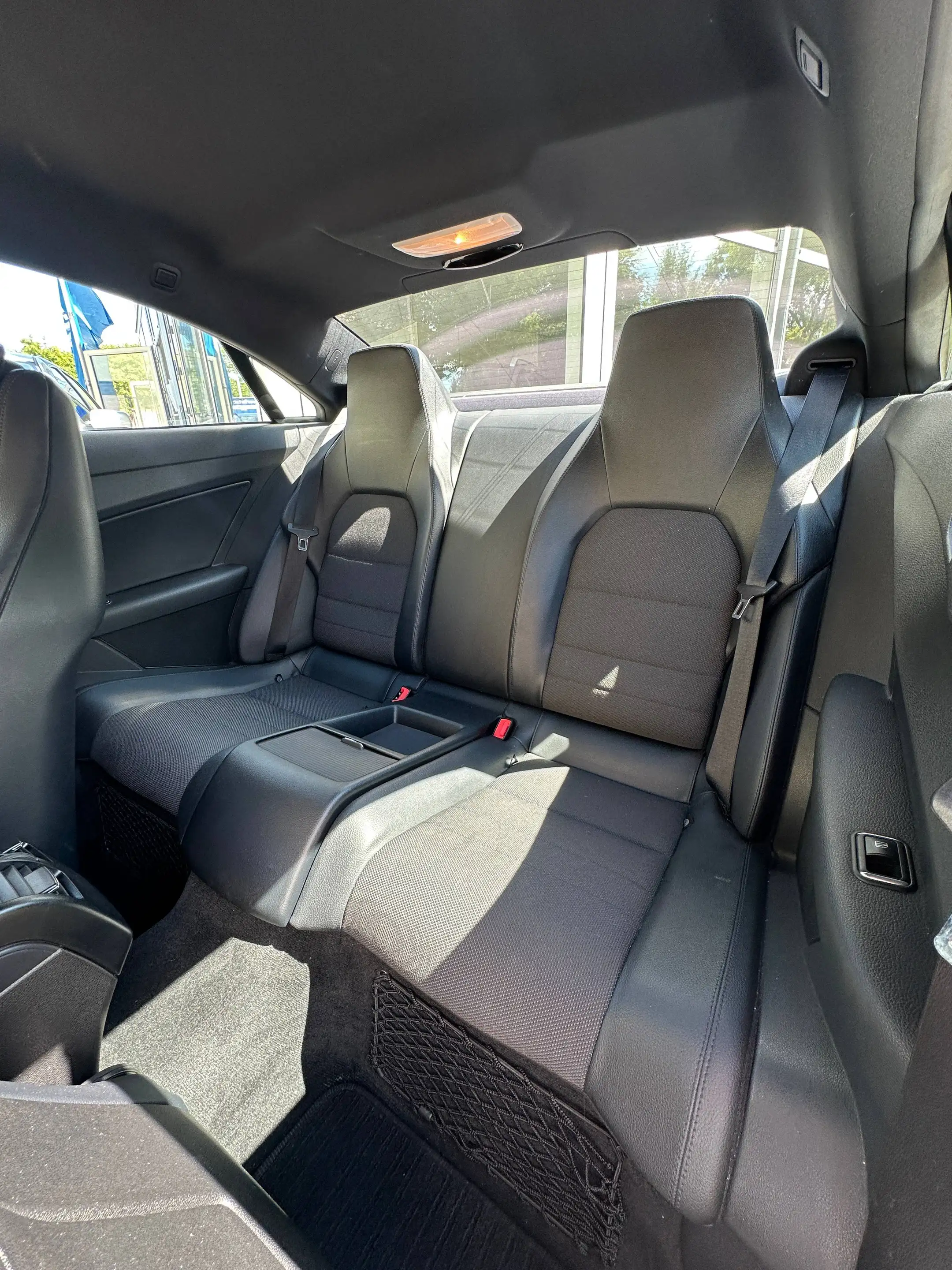 Mercedes-Benz E 250 E 250 CGI BlueEfficiency *8-Fach*SHZ* — photo 10