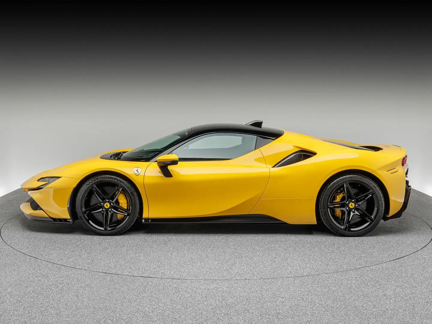 Ferrari SF90 Stradale Gelb - 2