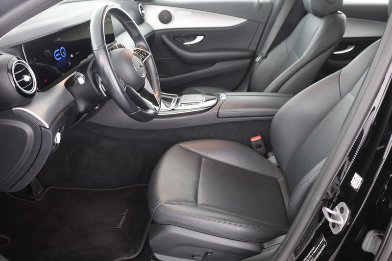 Mercedes-Benz E 300 E300 de T Avantgarde LED Navi Kamera Leder PDC — photo 23
