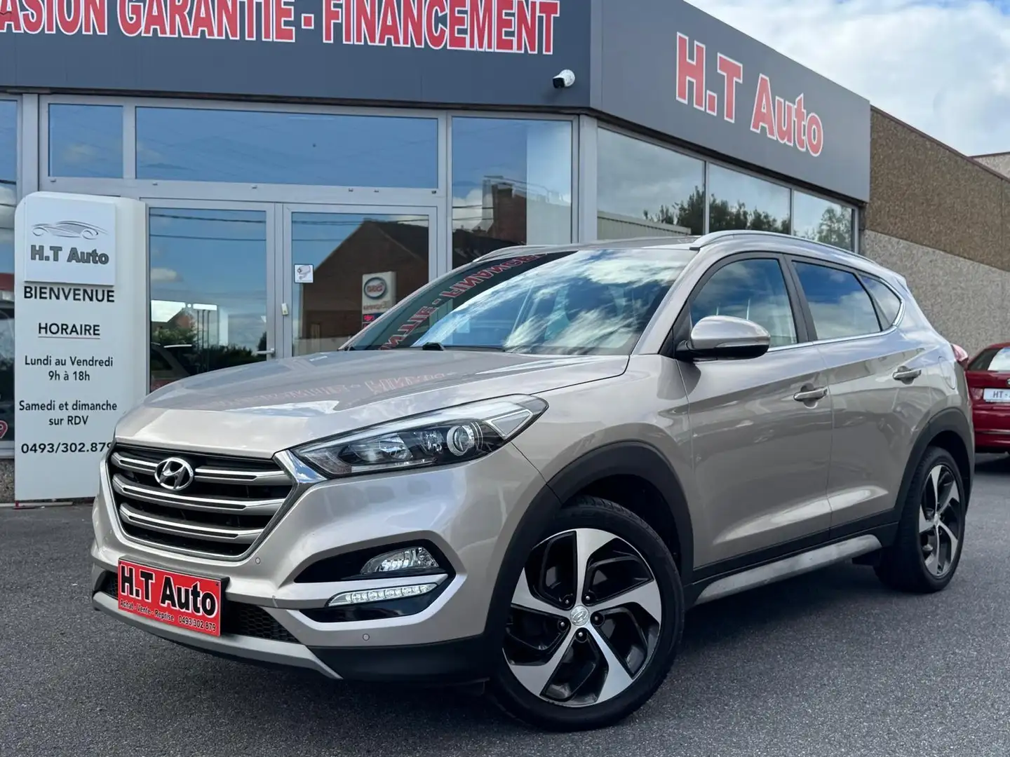 Hyundai TUCSON 1.7 CRDi 2WD/Etat neuf/Gps/Airco/Camera/Euro6b Negro - 1