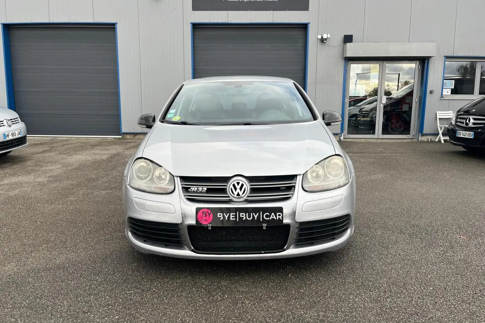 Volkswagen Golf Golf 5 3.2i V6 250CH BVA DSG 6 R32 4Motion GARANTIE 12 MOIS Grau - 2