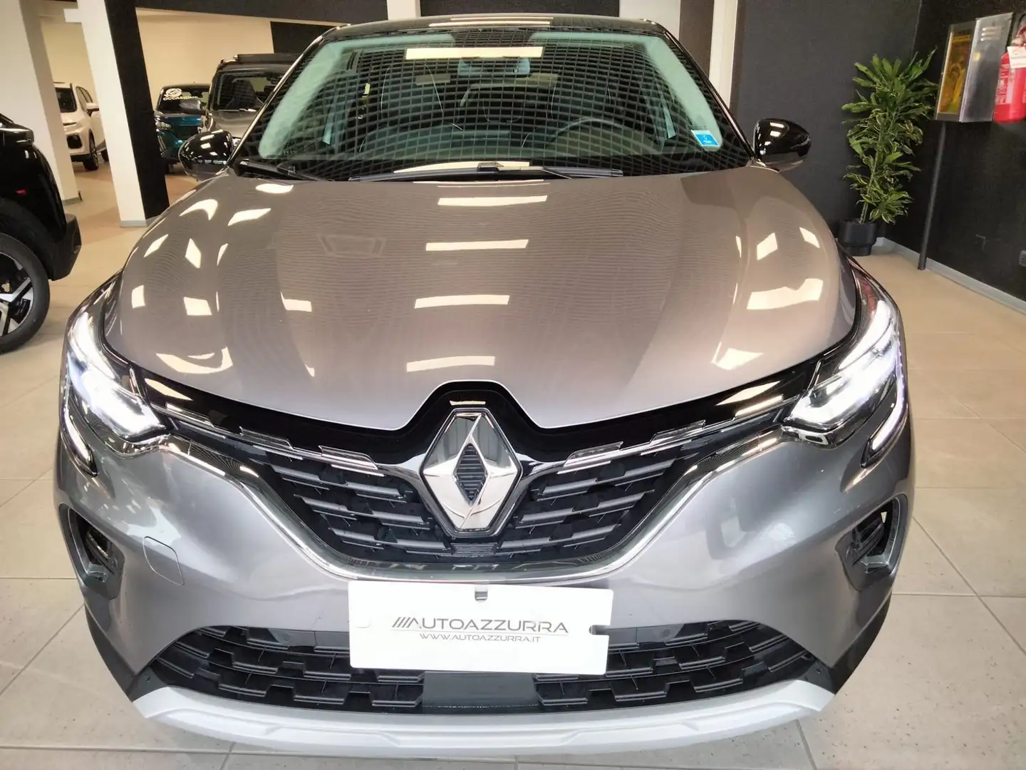 Renault Captur 1.0 TCE 100 GPL TECHNO *PROMO AZZURRA* Grau - 2