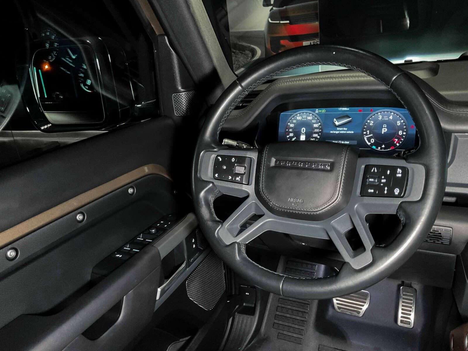 2021 Land Rover Defender X | BC Vehicle | No Claims | Sunroof | Navigation thumb 12