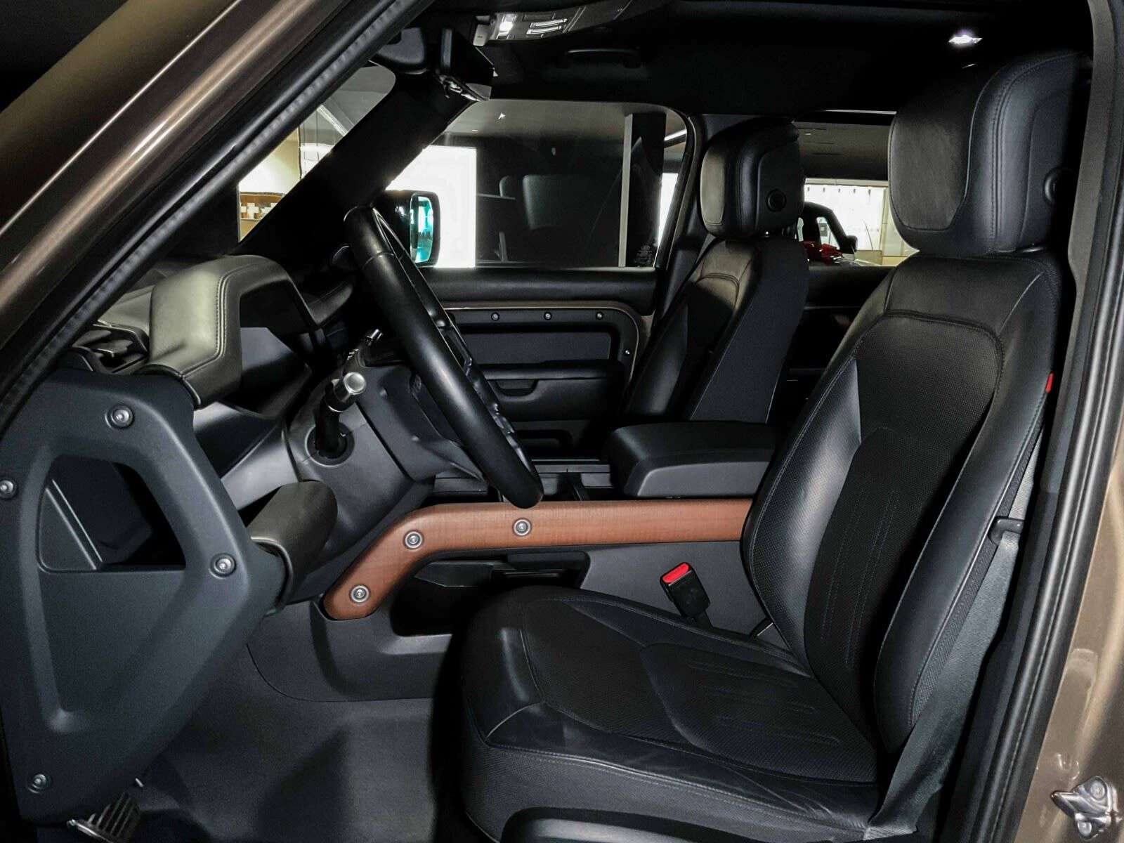 2021 Land Rover Defender X | BC Vehicle | No Claims | Sunroof | Navigation thumb 11
