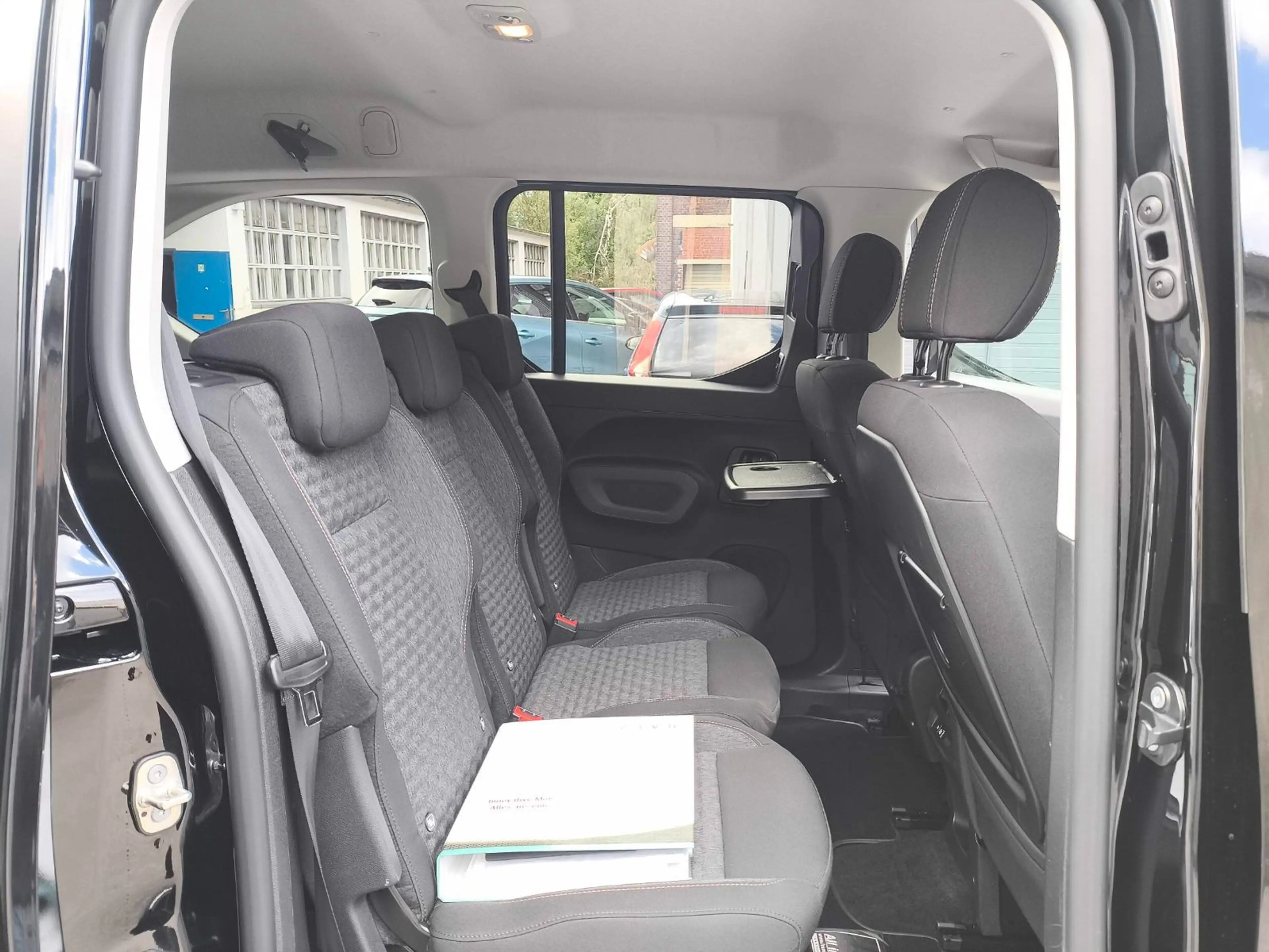 Peugeot Rifter GT-Line L2 Automatik*Rollstuhlgerecht* — photo 17