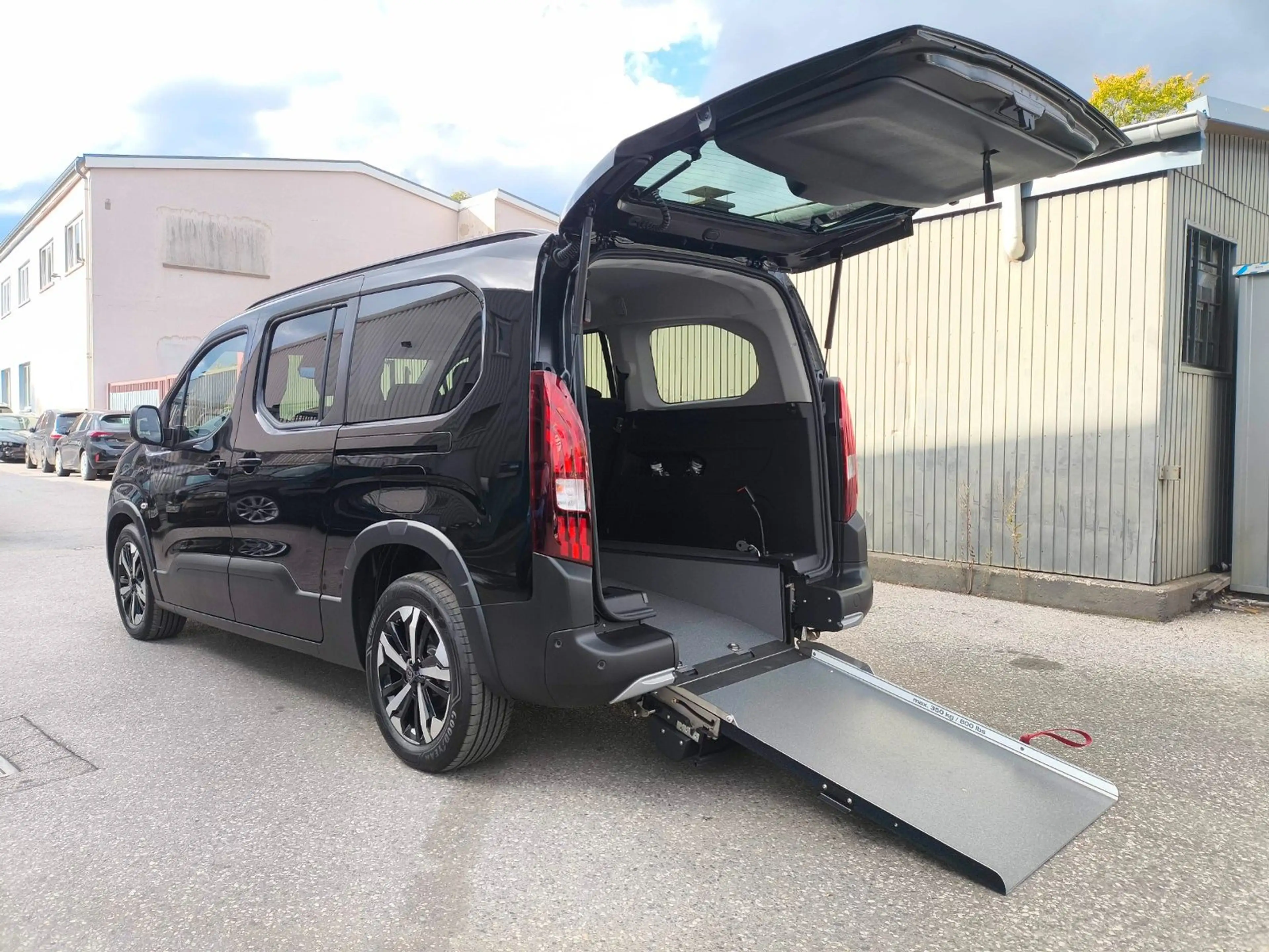 Peugeot Rifter GT-Line L2 Automatik*Rollstuhlgerecht*