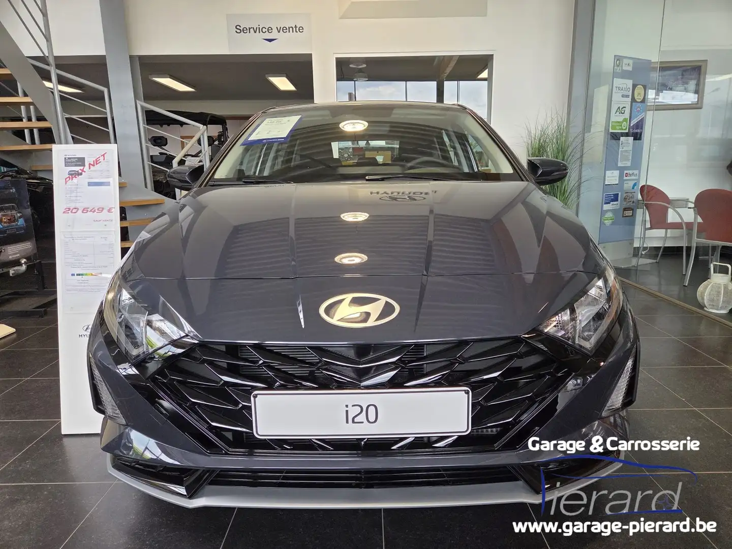 Hyundai i20 1.0 T-GDi Twist *REPRISE POSSIBLE* Grijs - 2