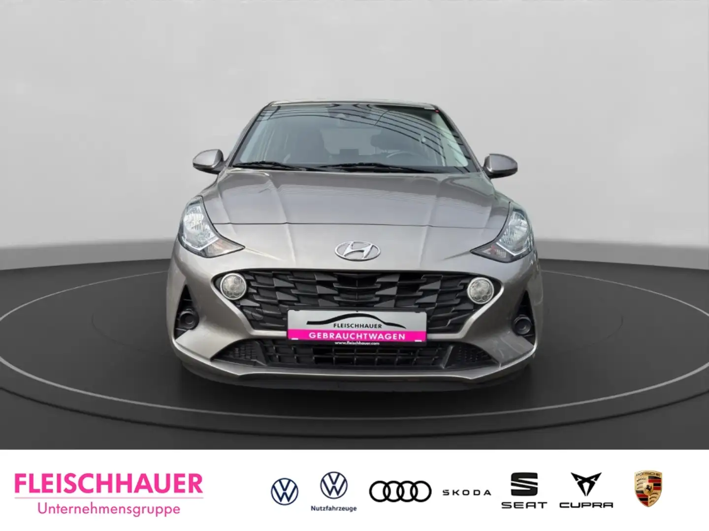 Hyundai i10 Trend 1.2 Navi+Kamera+PDC+SHZ+App-connect+Klimatro Grau - 2