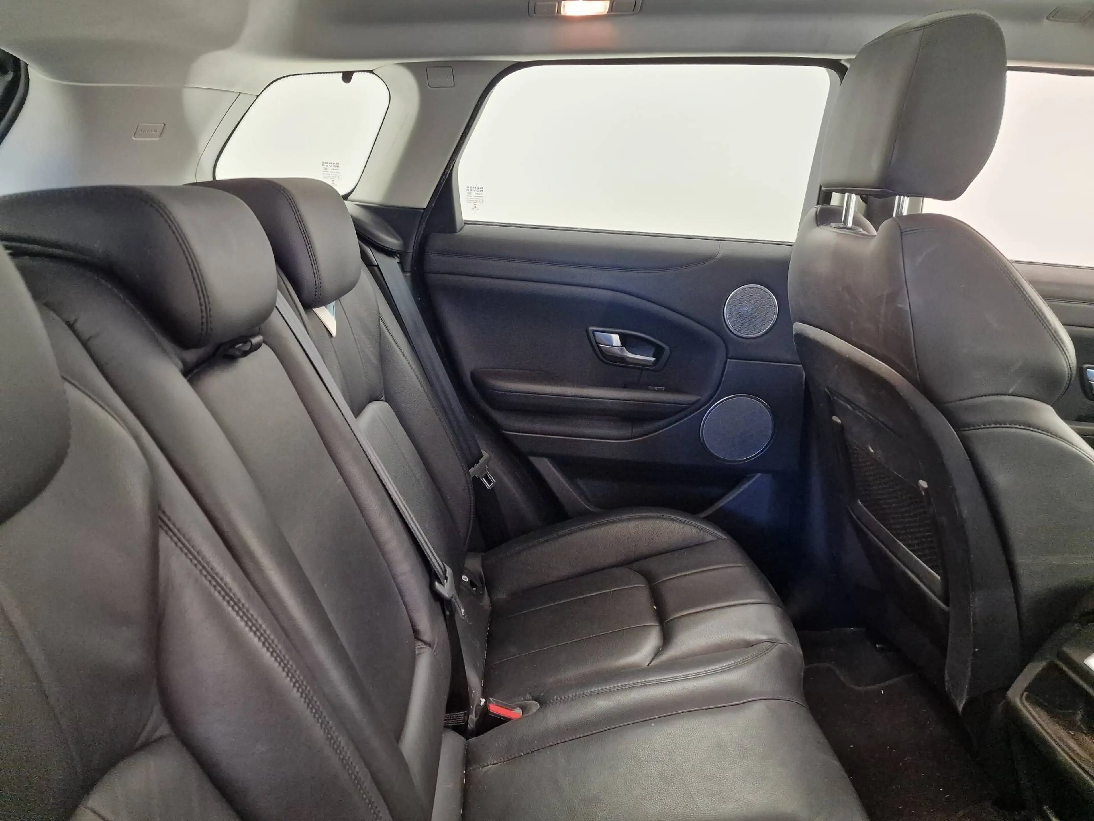 Land Rover Range Rover Evoque 150PK AWD AUTOMAAT-LEDER-PANO DAK-74000KM — photo 8