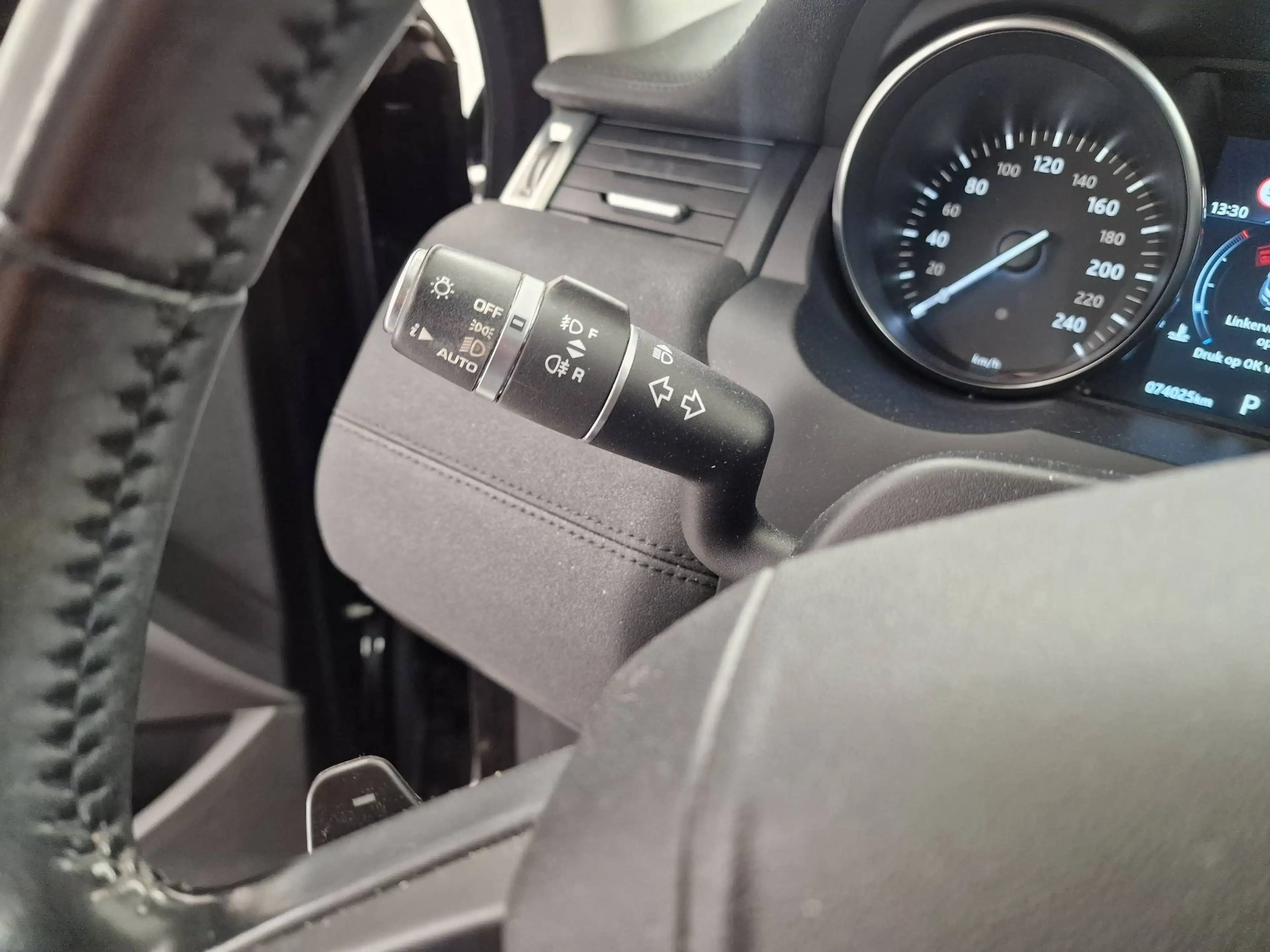 Land Rover Range Rover Evoque 150PK AWD AUTOMAAT-LEDER-PANO DAK-74000KM — photo 13