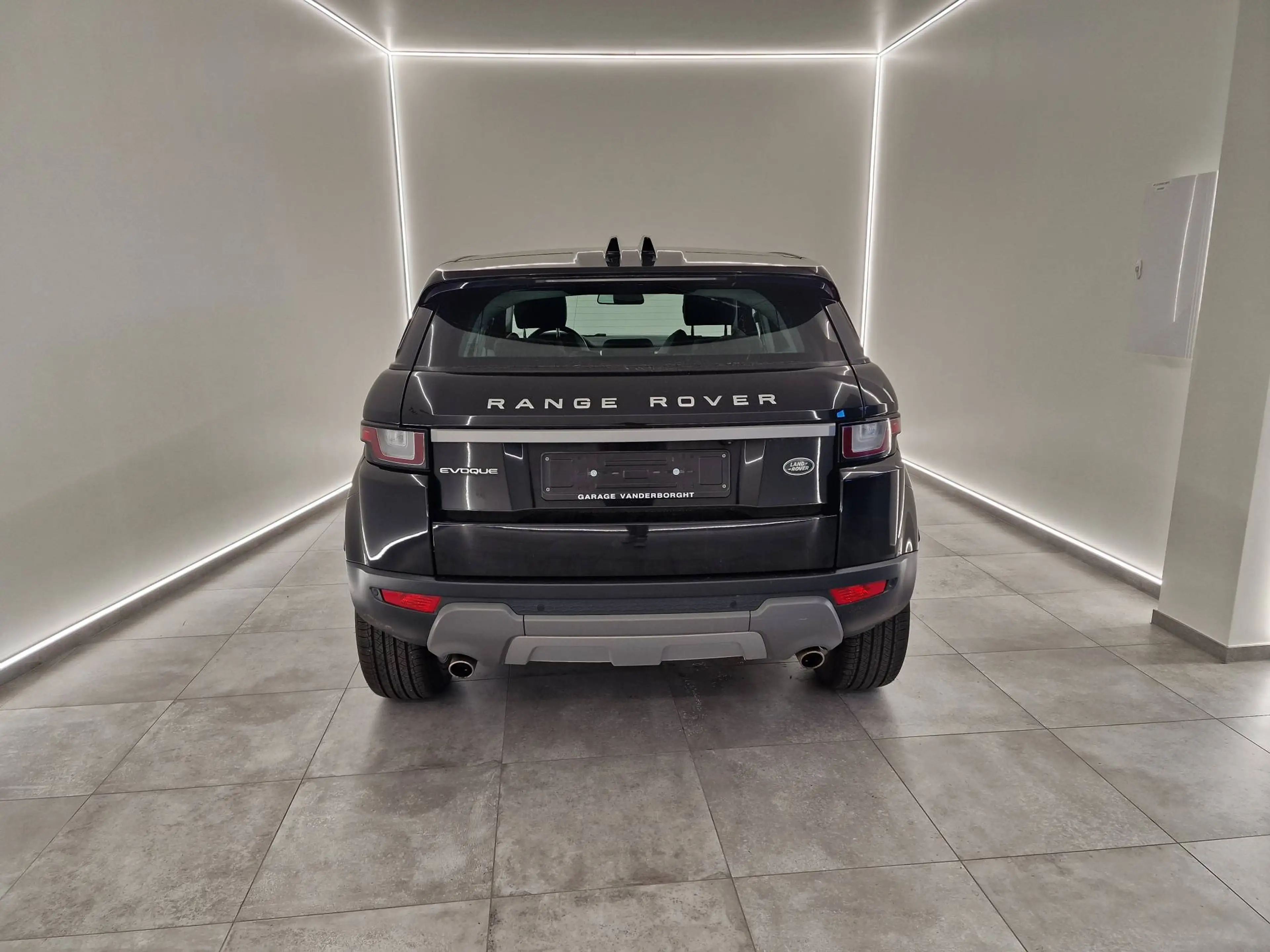 Land Rover Range Rover Evoque 150PK AWD AUTOMAAT-LEDER-PANO DAK-74000KM — photo 3