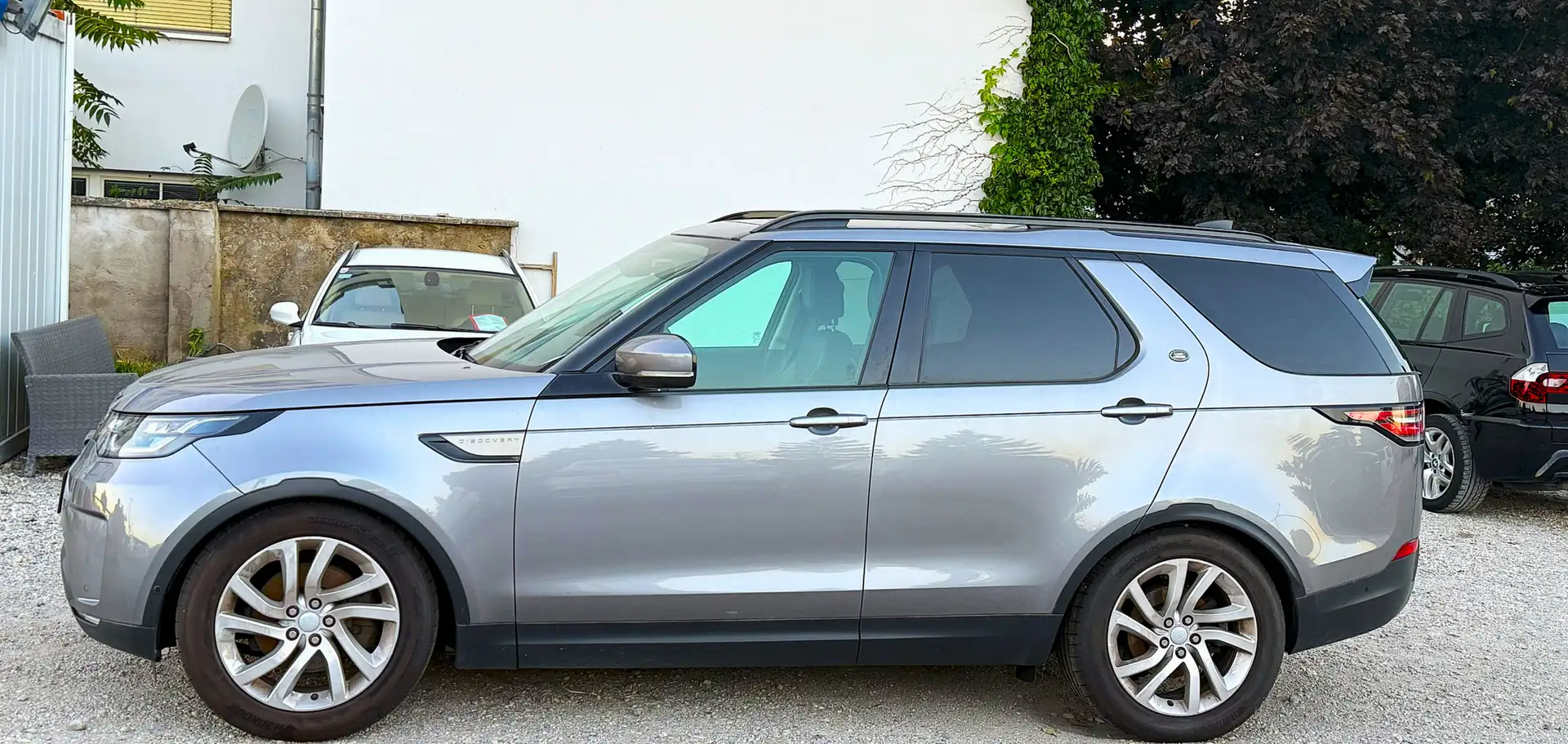 Land Rover Discovery Discovery 5 2,0 SD4 SE Aut.*7-Sitzer MOTORSCHADEN* Grau - 2