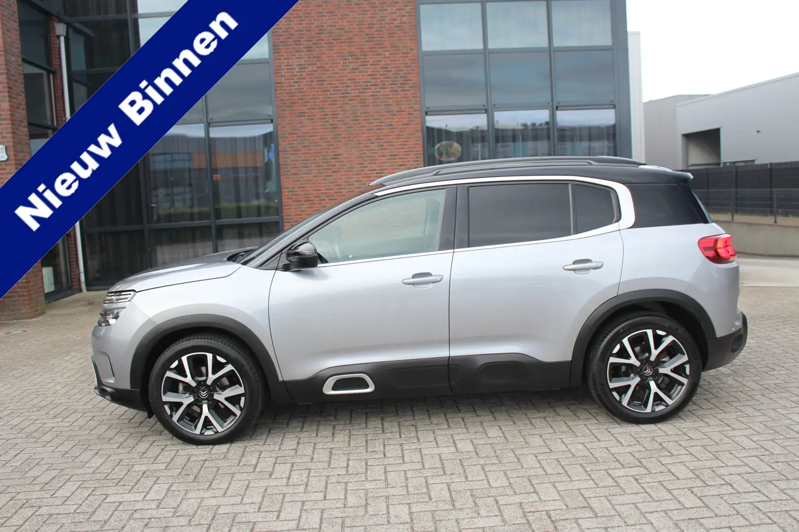 Citroen C5 Aircross 1.2 PureTech Shine Clima-Cruise-Navi-Bluetooth-Cam Grijs - 1