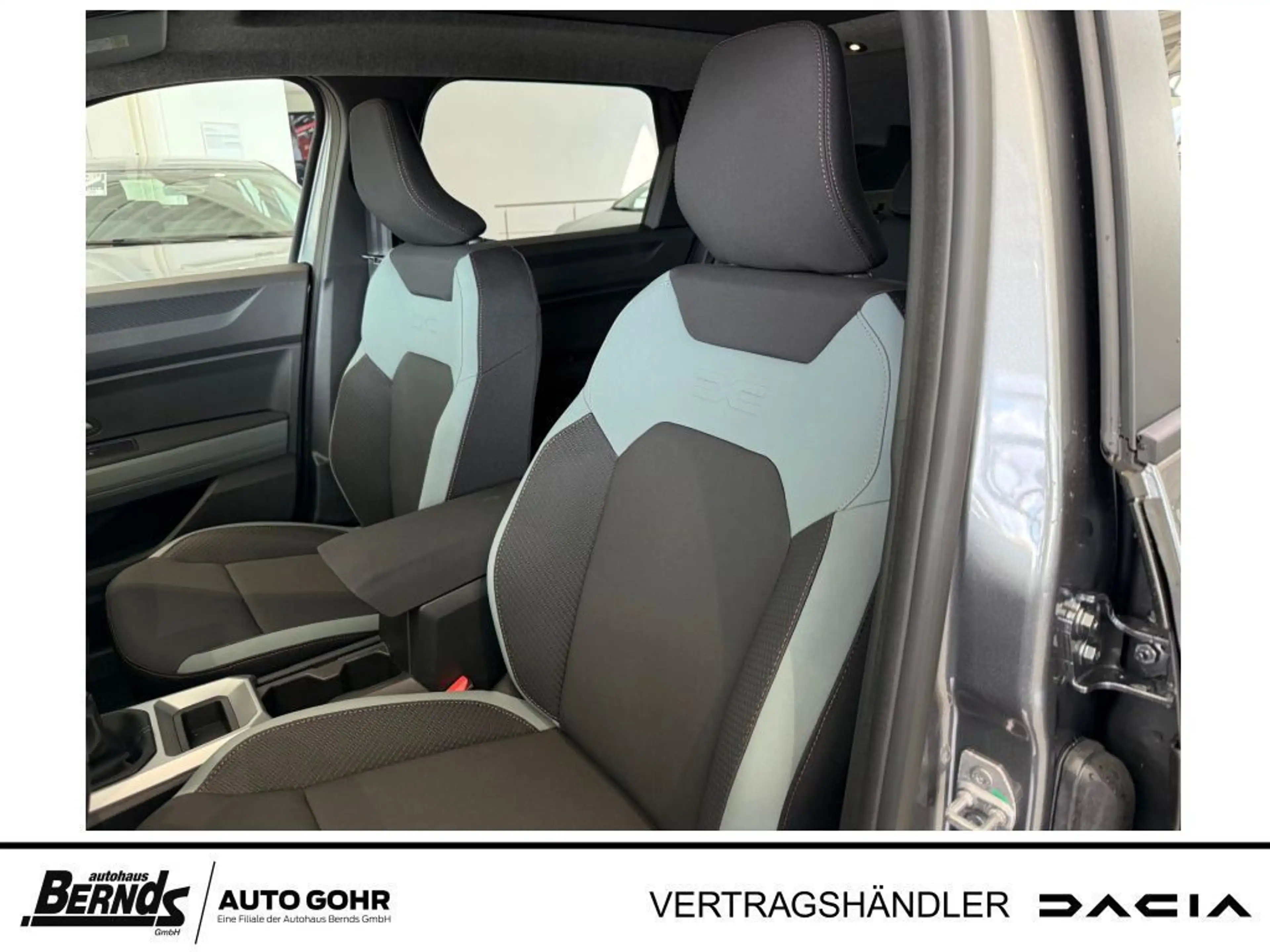 Dacia Bigster mild hybrid 140 Extreme City WinrterPlus — photo 7