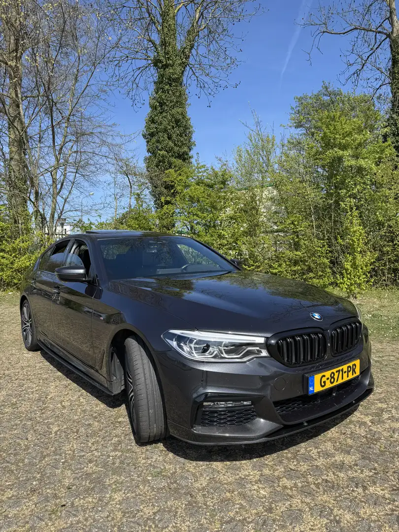 BMW 540 xDrive M-Sport | Carbon accenten Grijs - 1