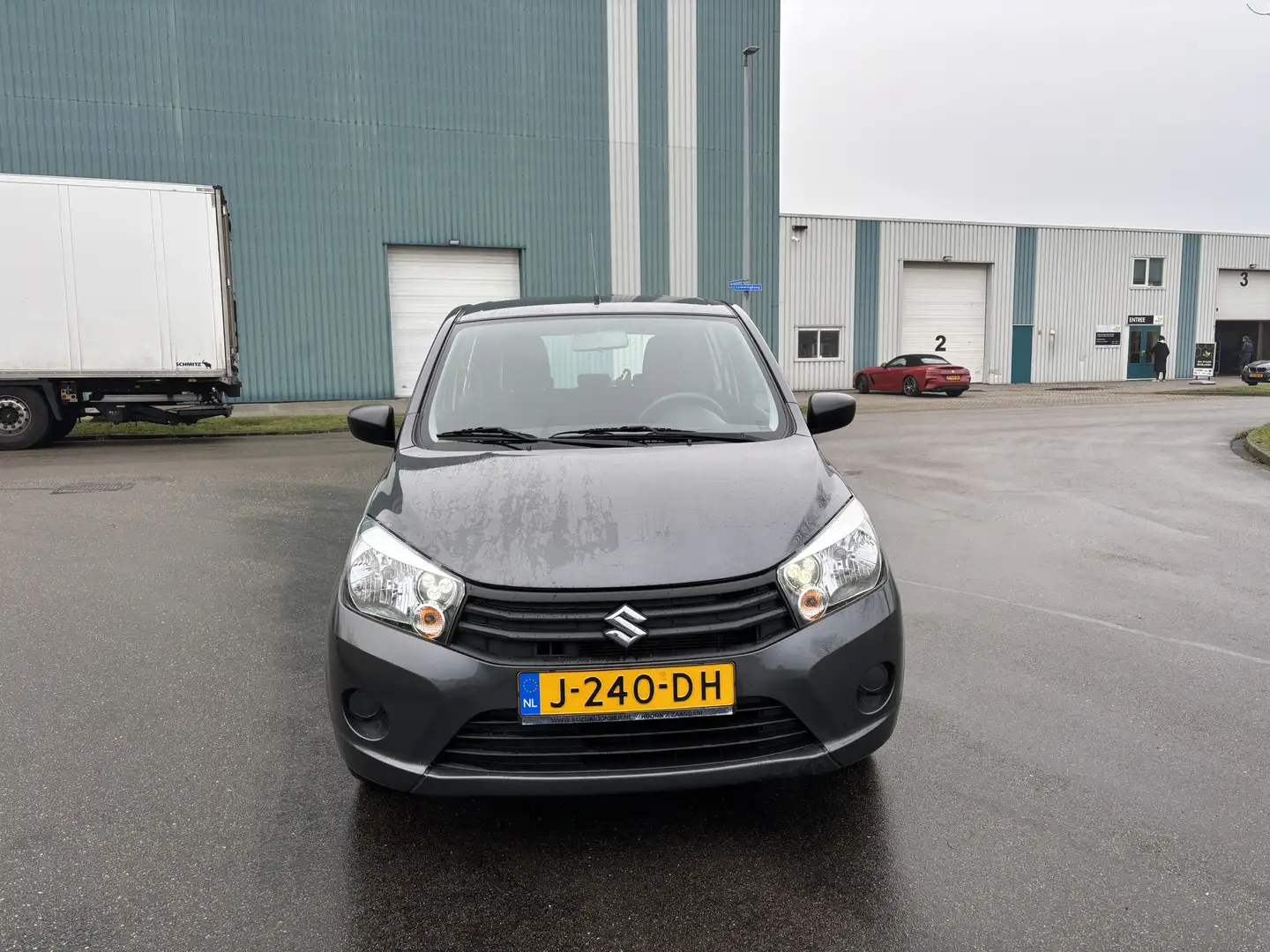 Suzuki Celerio 1.0i Comfort 5-Deurs 68 PK. Zuinige en onverwoestb Grijs - 2