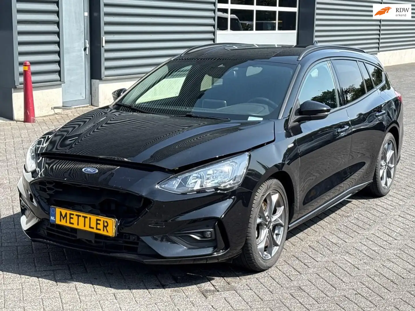 Ford Focus Wagon 1.0 EcoBoost Hybrid ST Line Business Schwarz - 1