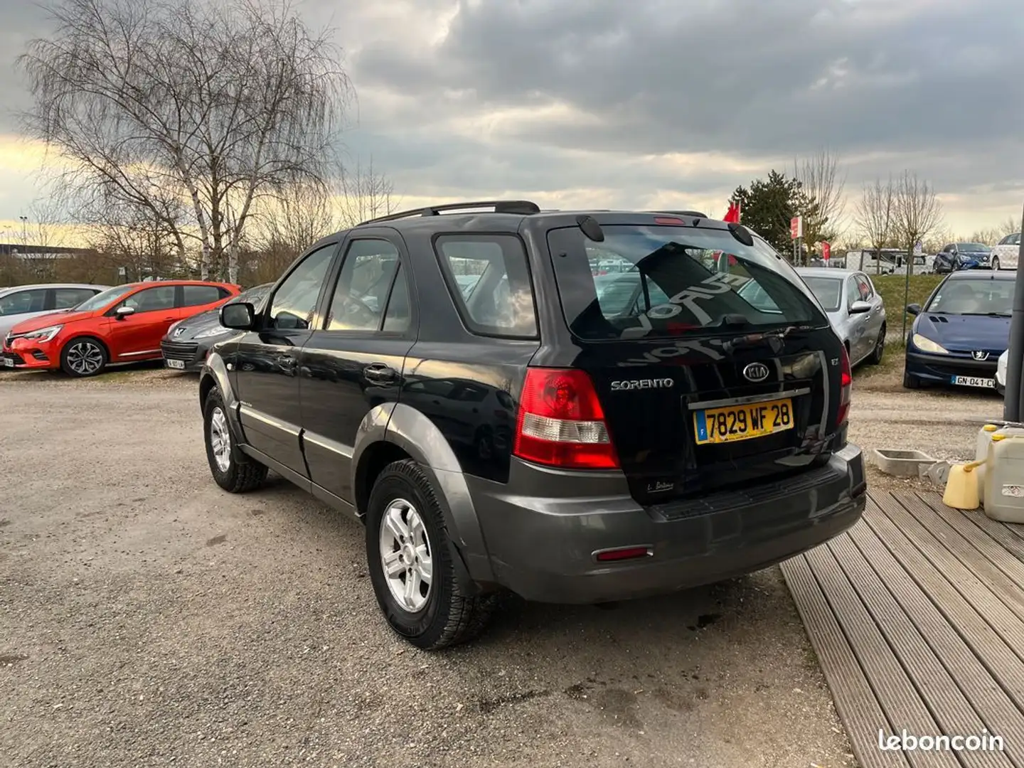 Kia Sorento 2.5 140ch crdi 4x4 Schwarz - 2