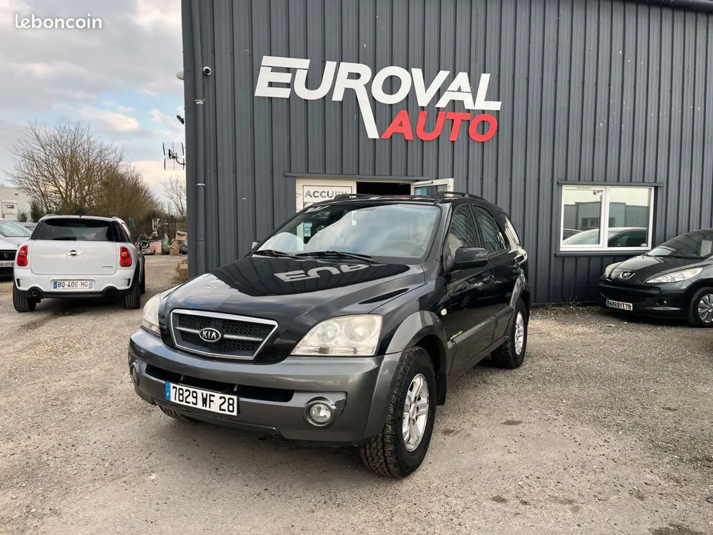 Kia Sorento 2.5 140ch crdi 4x4 Schwarz - 1