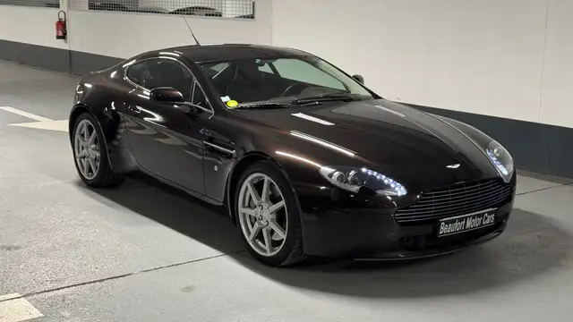 Aston Martin Vantage V8 4.3L 390 BVM6