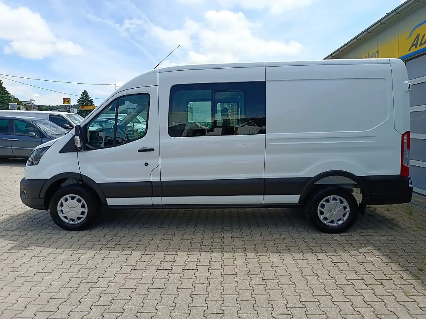 Ford E-Transit E-Transit Kasten DoKa 6-Sitze 67kWh/135kW L3H2 ... Blanco - 2