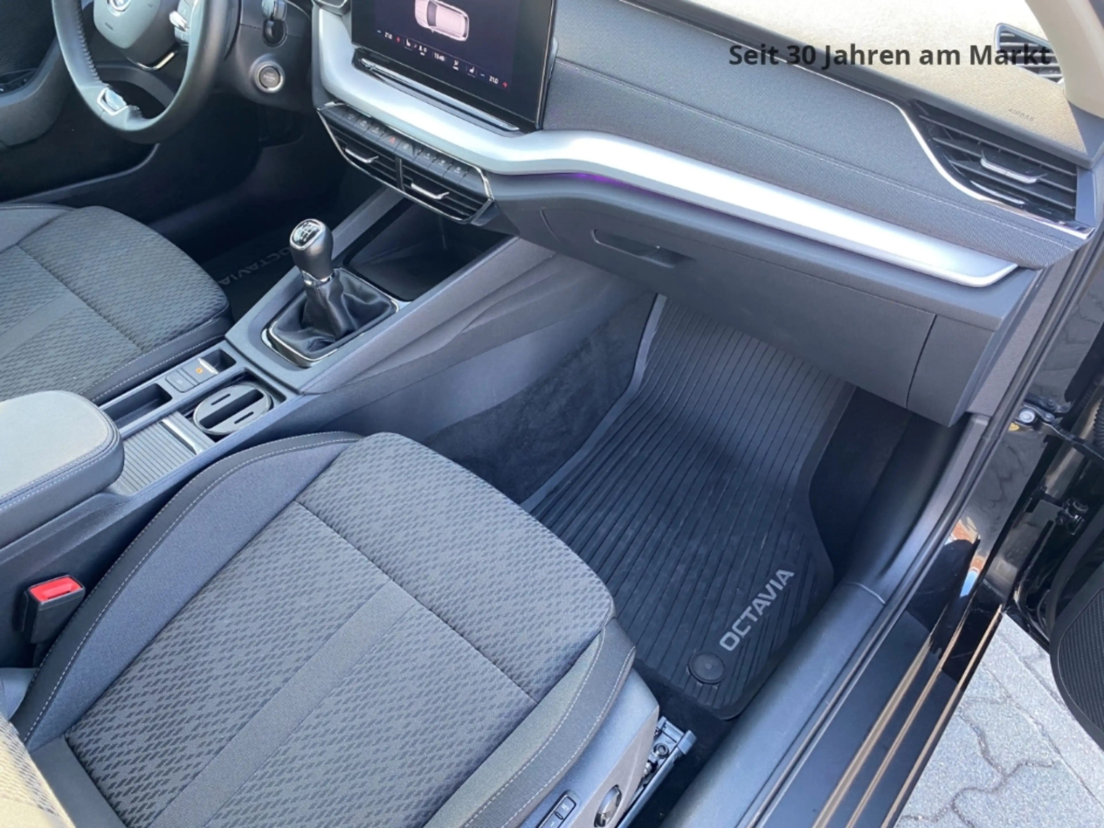 Skoda Octavia Combi Style,LED,Navi,SH,Alus,WKR,1.Hand,Skoda Sche — photo 12